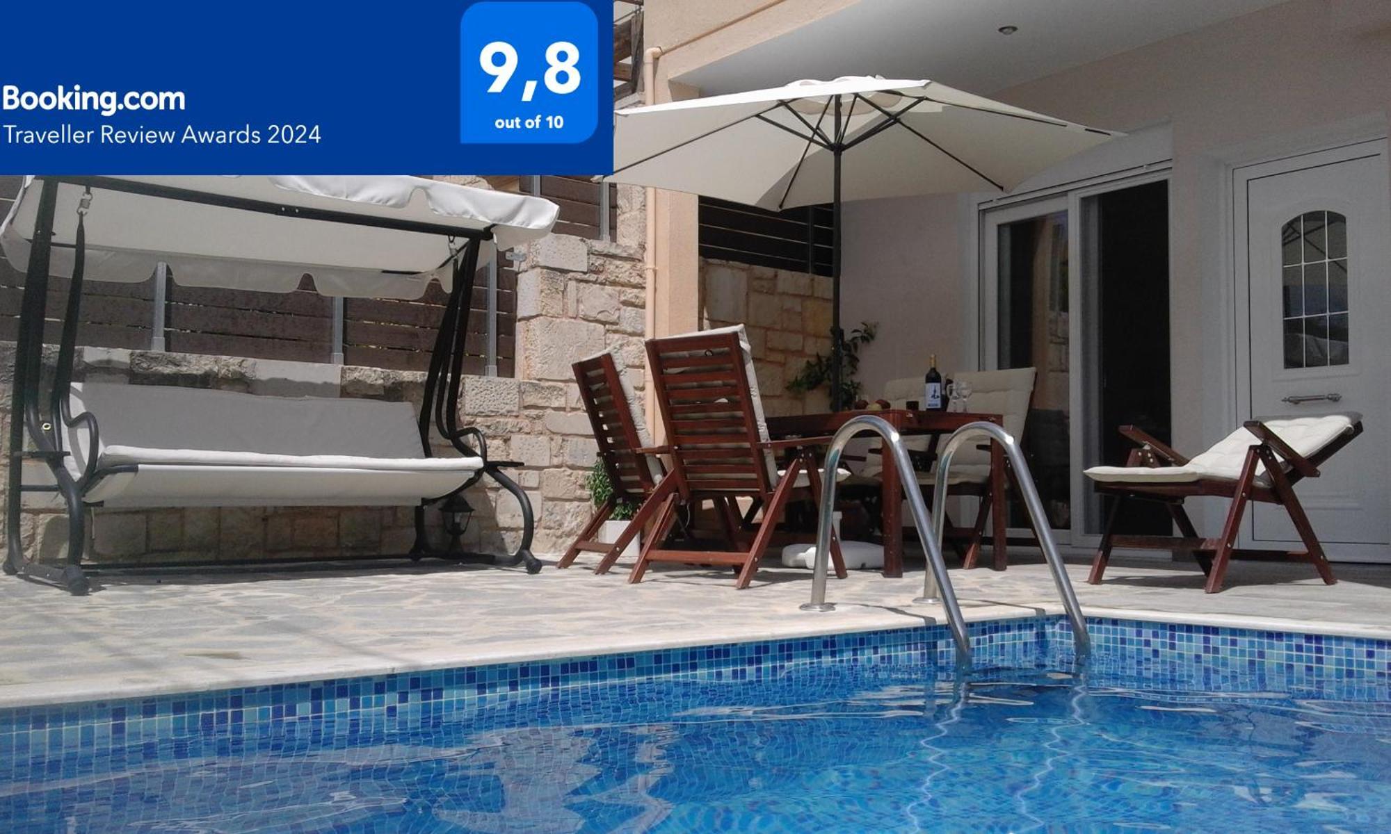 “Theeporto” Maisonette With Pool Gouves Dış mekan fotoğraf