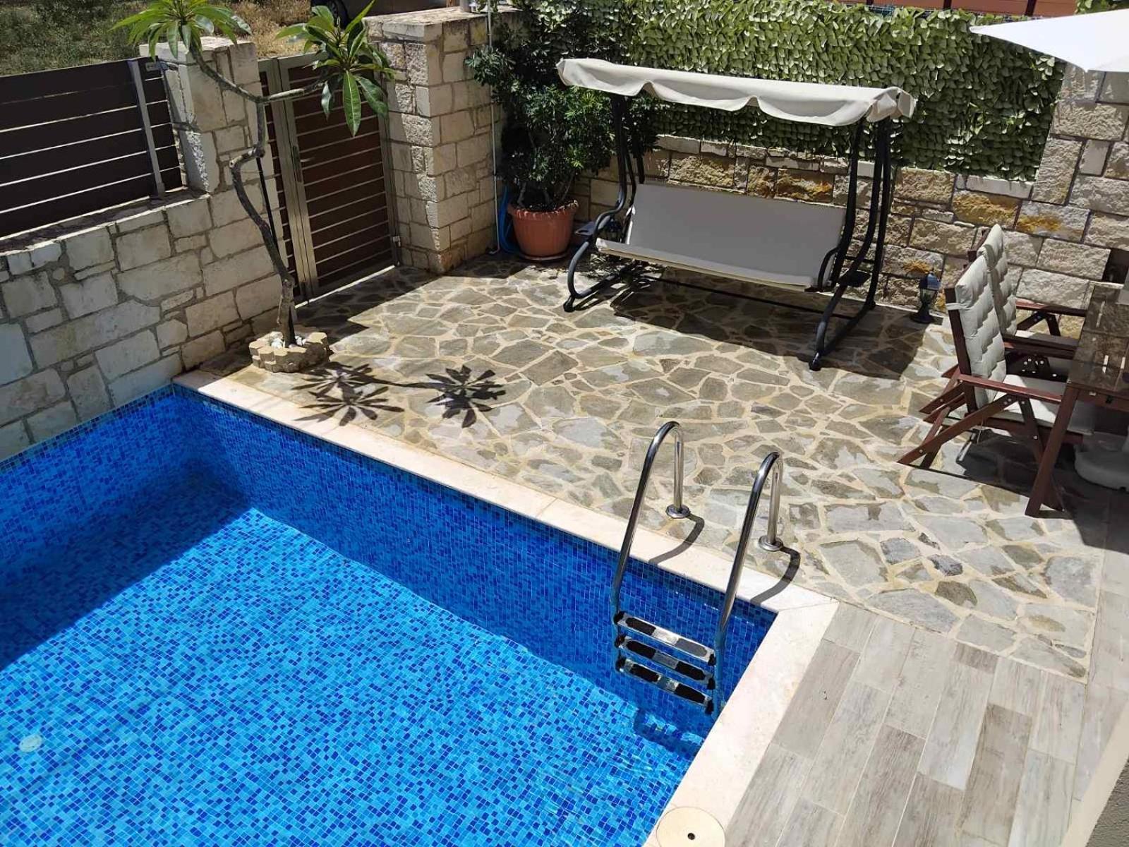 “Theeporto” Maisonette With Pool Gouves Dış mekan fotoğraf
